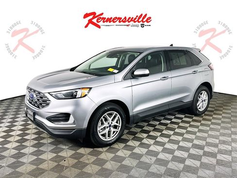 Used 2022 Ford Edge SEL image 3