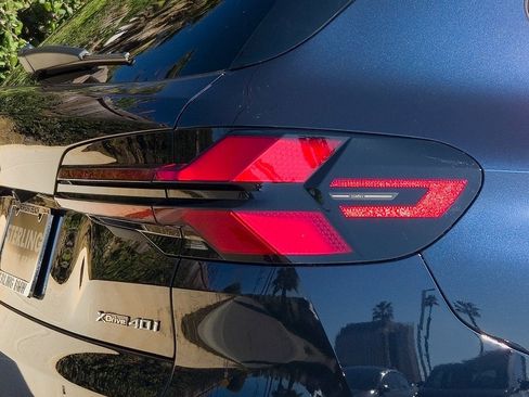 New 2026 BMW X5 xDrive40i w/ M Sport Package image 7