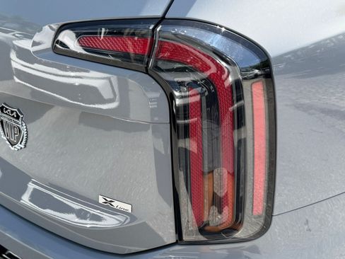 Certified 2025 Kia Telluride SX X-Line AWD/4WD image 14