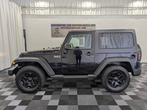 Used 2016 Jeep Wrangler Sport AWD/4WD image 2