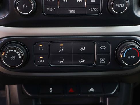 Used 2017 Chevrolet Colorado LT w/ LT Convenience Package RWD image 36