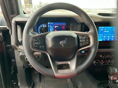 Used 2022 Ford Bronco 2-Door image 14