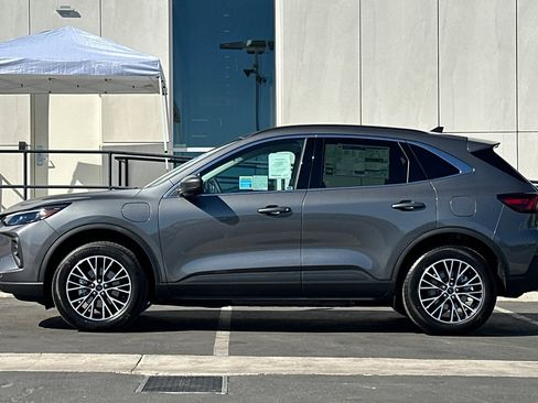 New 2025 Ford Escape Base w/ PHEV Premium Package image 6