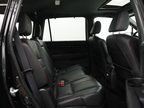 Used 2022 Honda Pilot TrailSport image 12