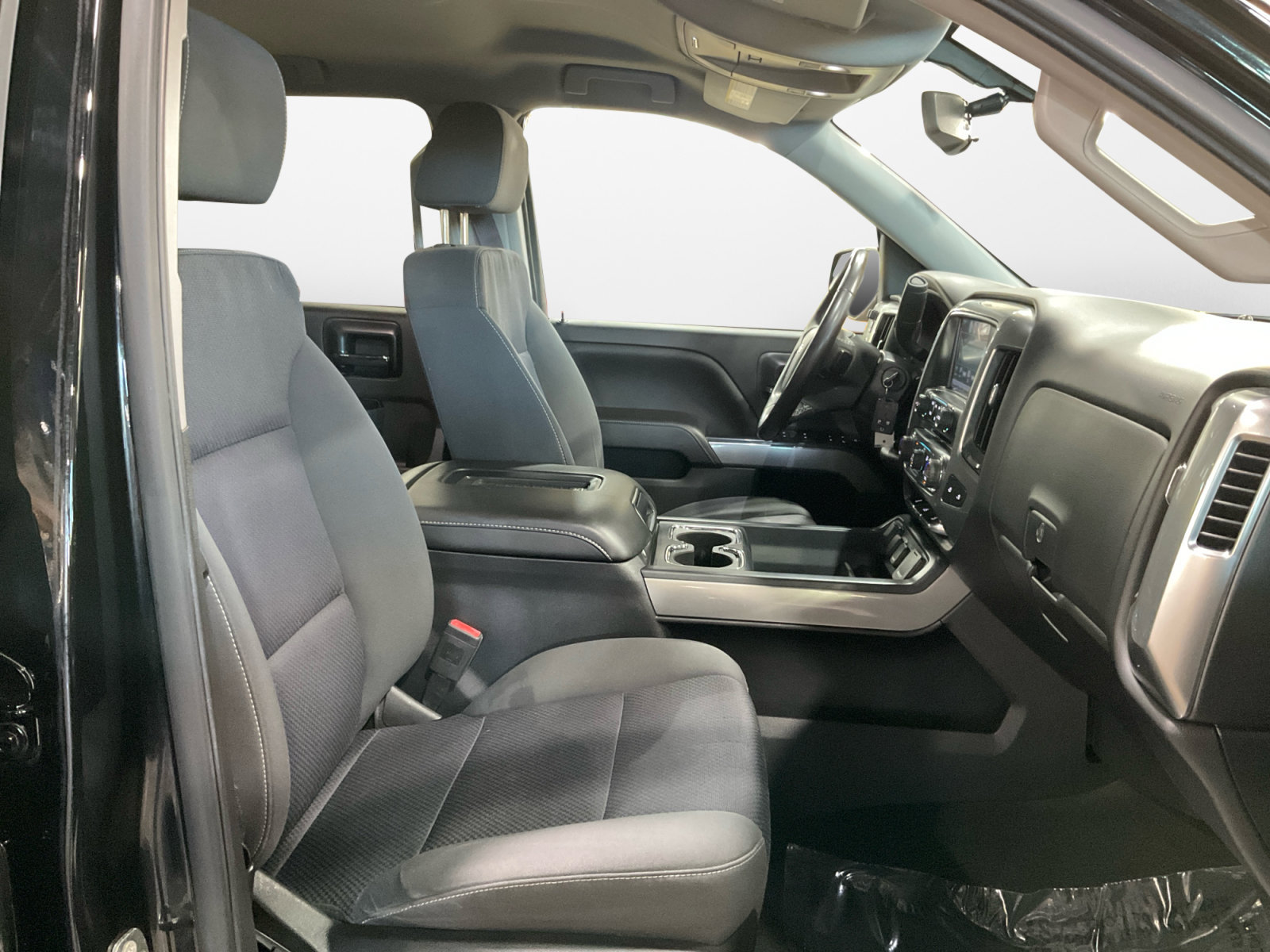 Used 2017 Chevrolet Silverado 1500 LT w/ All Star Edition AWD/4WD image 17