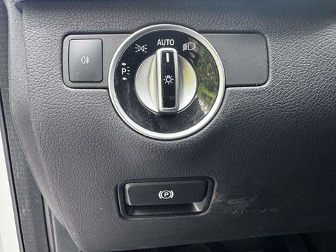 Used 2017 Mercedes-Benz GLS 550 4MATIC image 24