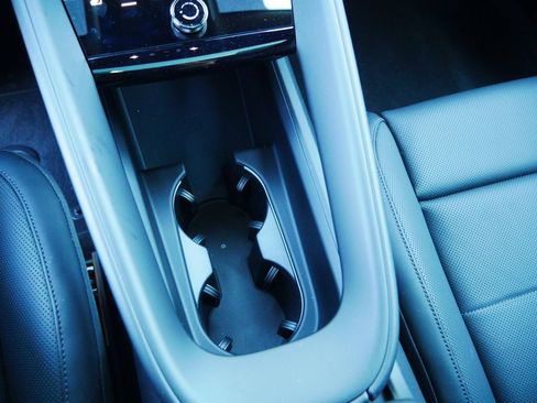 New 2026 Porsche Macan 4 Electric AWD/4WD image 36