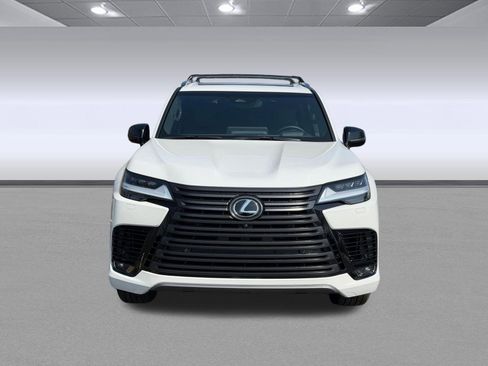 New 2026 Lexus LX 600 4WD w/ Premium Package image 6