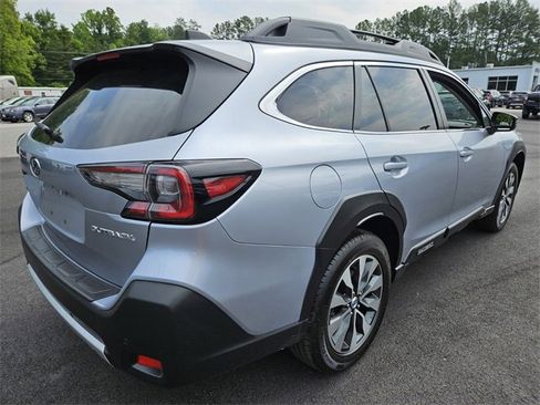 Used 2023 Subaru Outback Limited image 7