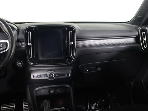 Used 2021 Volvo XC40 T5 R-Design w/ Protection Package Premier AWD/4WD image 36