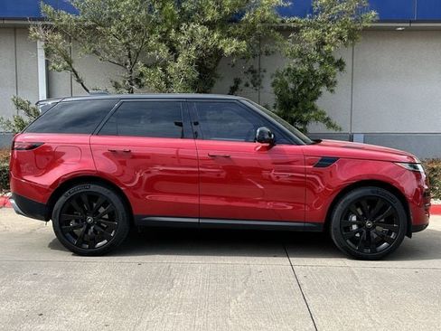 Used 2023 Land Rover Range Rover Sport SE image 3