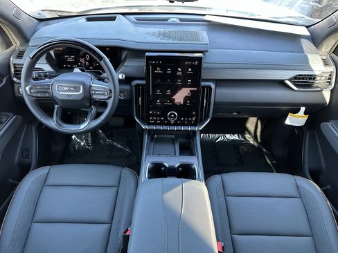 New 2025 GMC Acadia AT4 w/ Super Cruise Package image 14