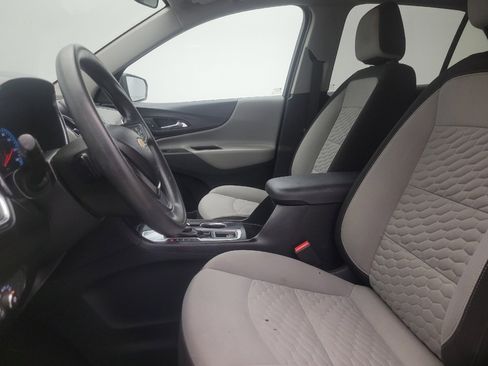 Used 2019 Chevrolet Equinox LS w/ LS Convenience Package image 17