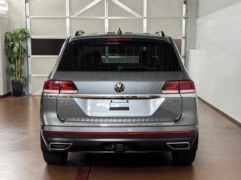 Used 2023 Volkswagen Atlas SE image 4