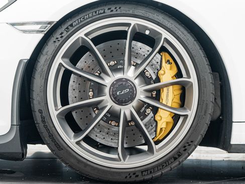 Used 2014 Porsche 911 GT3 RWD image 10