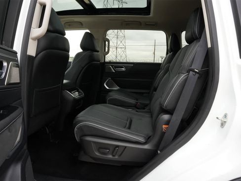 Certified 2025 INFINITI QX80 Sensory image 19