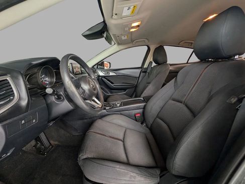 Used 2018 MAZDA MAZDA3 Sport w/ Preferred Equipment Package FWD image 22
