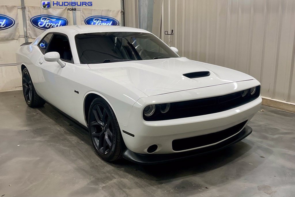 Used 2023 Dodge Challenger R/T w/ Blacktop Package RWD image 1
