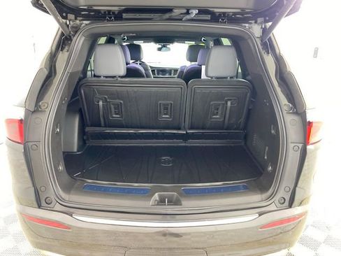 Used 2024 Buick Enclave Essence w/ LPO, Floor Liner Package image 30