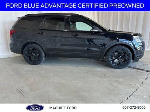 Used 2019 Ford Explorer Sport image 4
