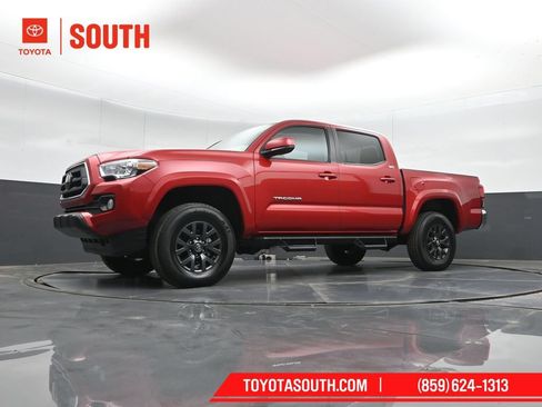 Used 2023 Toyota Tacoma SR5 AWD/4WD image 38