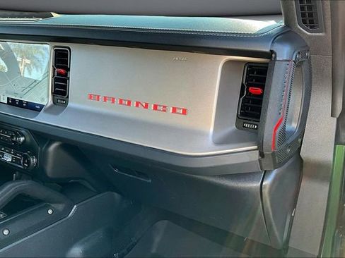 Used 2022 Ford Bronco Raptor image 25