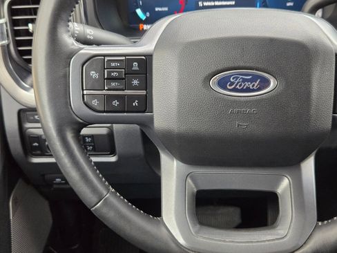 Used 2023 Ford F250 Lariat w/ Lariat Ultimate Package AWD/4WD image 22