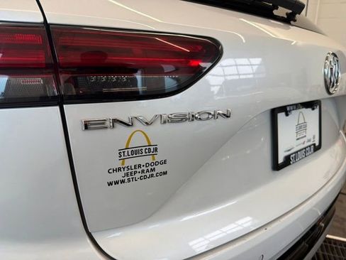 Used 2023 Buick Envision Essence w/ Sport Touring Package image 38