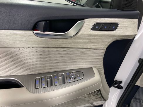 Used 2024 Hyundai Palisade Calligraphy image 12