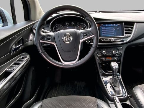 Used 2021 Buick Encore Preferred FWD image 6