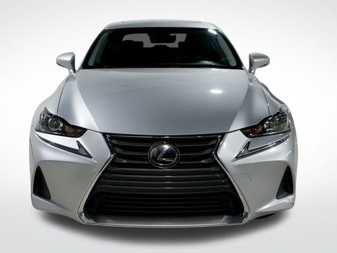 Used 2018 Lexus IS 300 w/ Comfort Package image 12