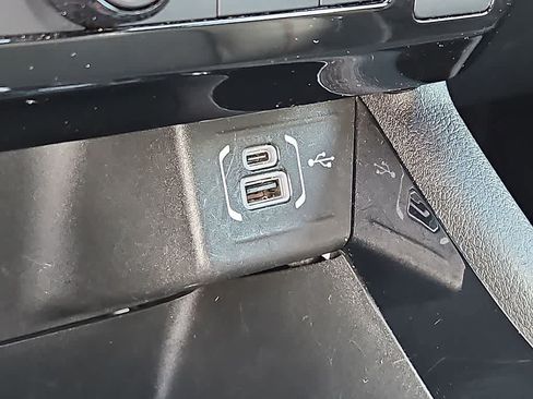 Used 2025 Jeep Compass Trailhawk AWD/4WD image 22