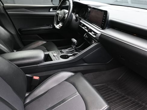 Used 2022 Kia K5 GT-Line image 27
