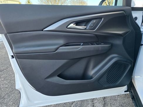 Used 2026 Chevrolet Equinox EV LT image 18