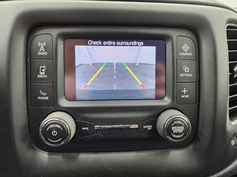 Used 2017 Jeep Compass Sport w/ Cold Weather Group image 14