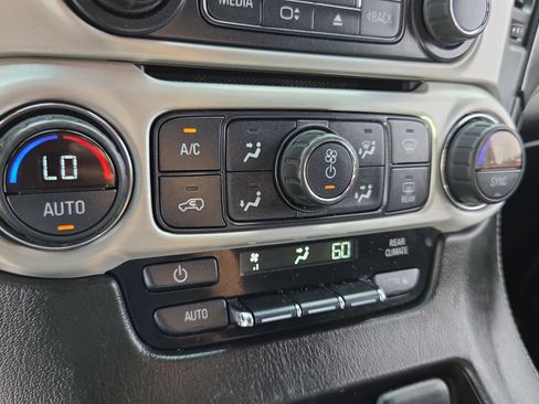 Used 2015 GMC Yukon SLE RWD image 26