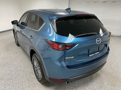 Used 2017 MAZDA CX-5 Touring image 7