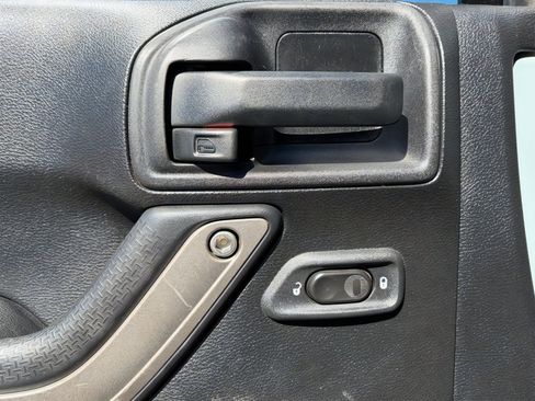 Used 2014 Jeep Wrangler Unlimited Sport w/ Quick Order Package 24S image 16