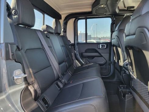 New 2026 Jeep Gladiator Sport image 22