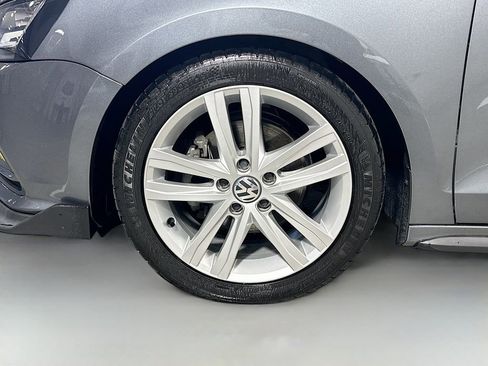 Used 2017 Volkswagen Jetta SEL Premium FWD image 34