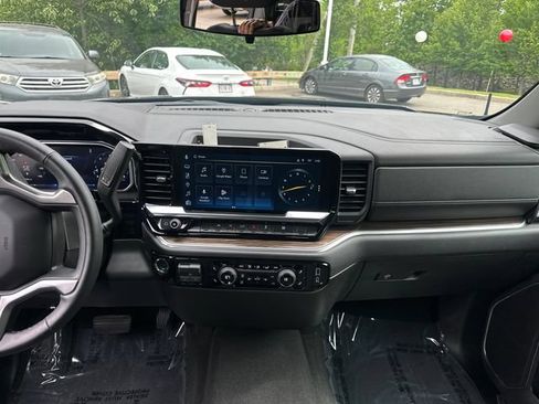 Used 2026 Chevrolet Silverado 1500 LT AWD/4WD image 22