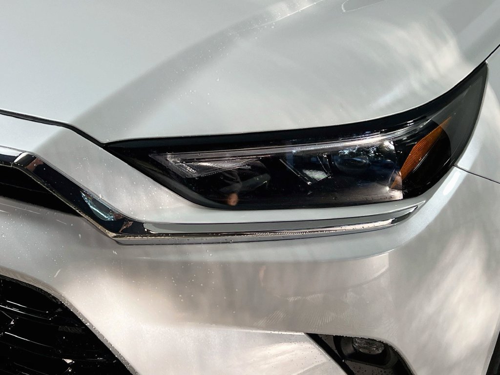 New 2026 Toyota Grand Highlander AWD Hybrid image 9