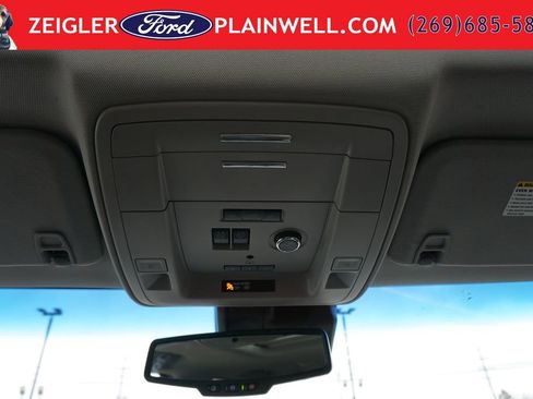 Used 2019 GMC Yukon XL SLT w/ Graphite Performance Edition AWD/4WD image 32