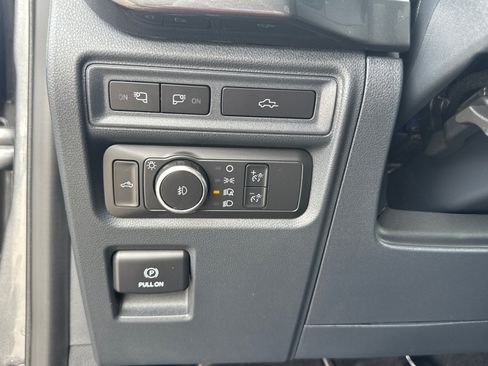 Used 2022 Ford F150 XLT w/ Equipment Group 302A High AWD/4WD image 16