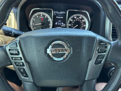 Used 2018 Nissan Titan Platinum Reserve w/ Platinum Utility Package AWD/4WD image 17