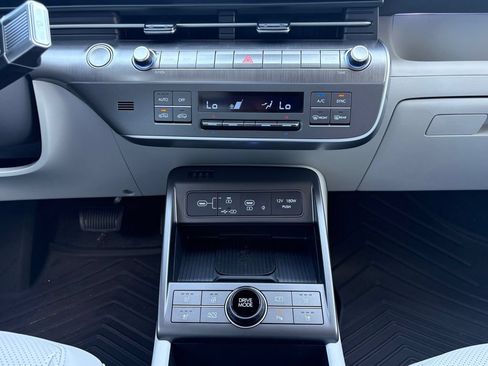 New 2026 Hyundai Kona Limited FWD image 10