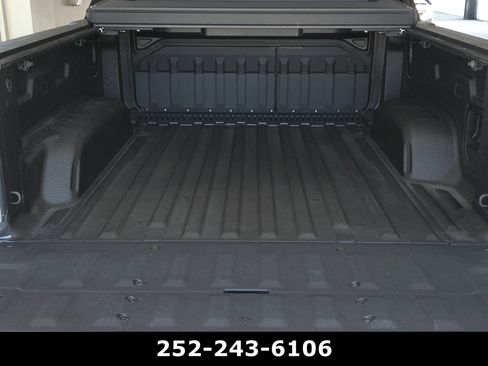 Used 2026 GMC Sierra EV AT4 AWD/4WD image 41