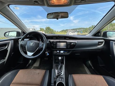 Used 2016 Toyota Corolla S FWD image 7