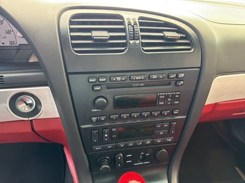 Used 2002 Ford Thunderbird RWD image 21