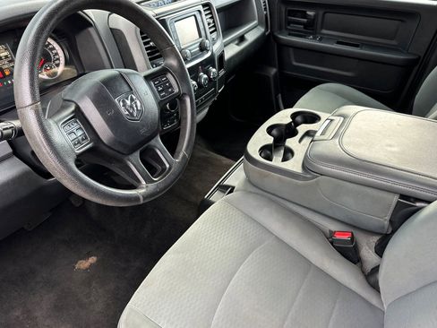 Used 2016 RAM 1500 Express AWD/4WD image 9